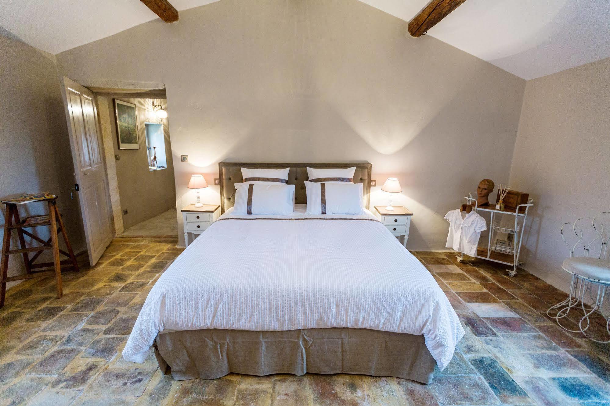 Le Mas De La Chapelle Bed and Breakfast Sainte Anastasie  Esterno foto